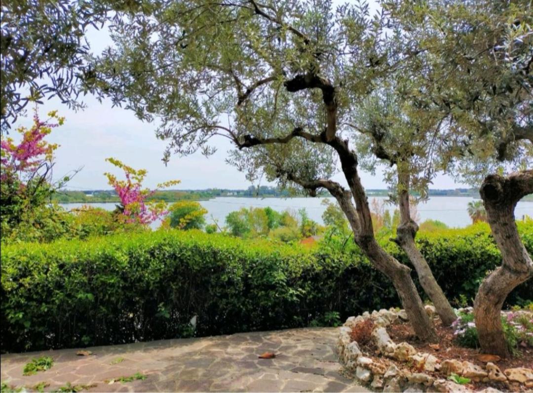 Sul Lago Dorato Террачина Экстерьер фото